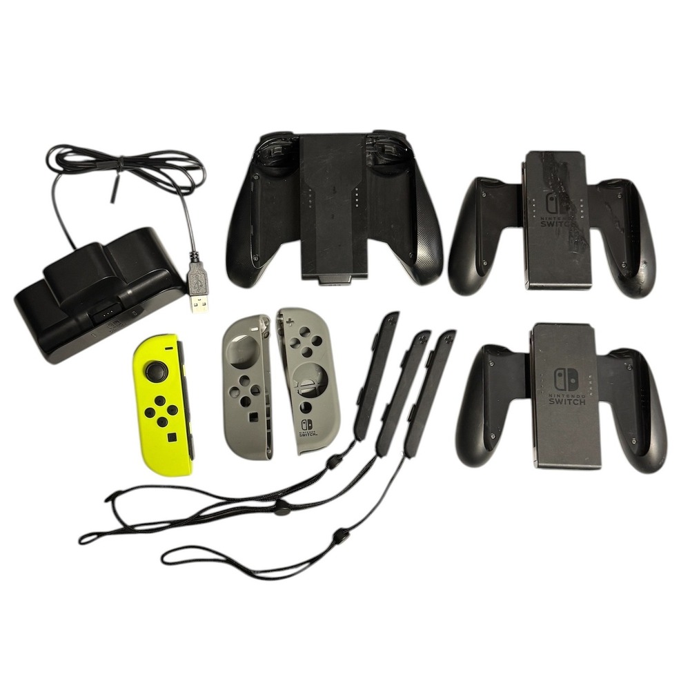 Nintendo Switch‎ Accessories Lot UNTESTED